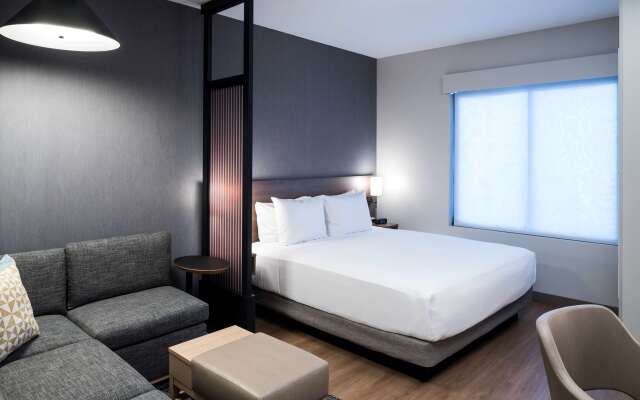 Hyatt Place Tempe / Phoenix / University