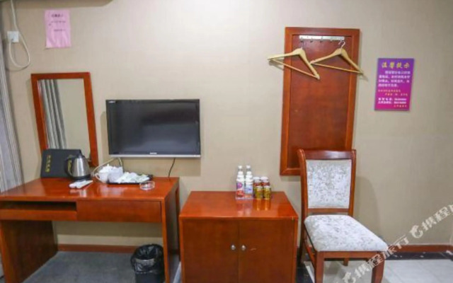 Chengfeng Hotel Guangzhou (Baiyun Railway Station)