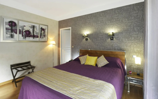 Hotel Carladez Cambronne