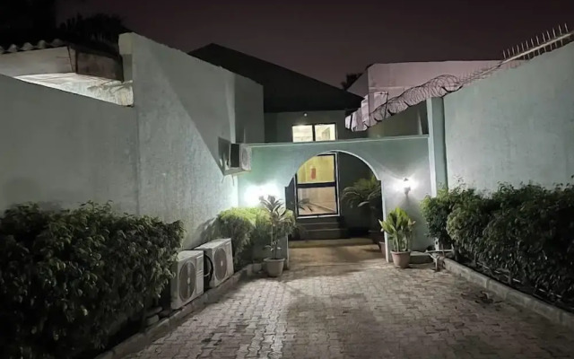 Quarter House Hotel