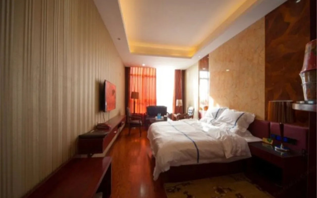 Huarong Apartment Hotel
