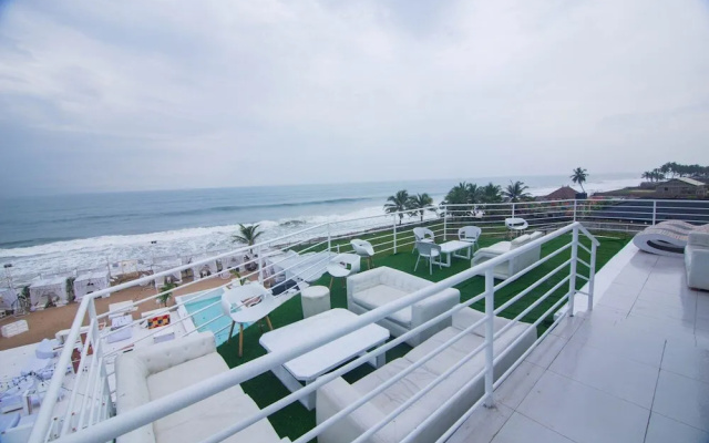 White Deck Beach Resort