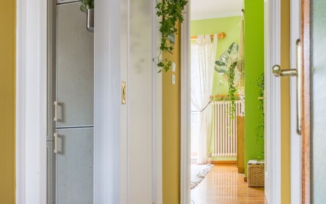 Sunny Luxurious 2Br 2Ba Apt In Athens
