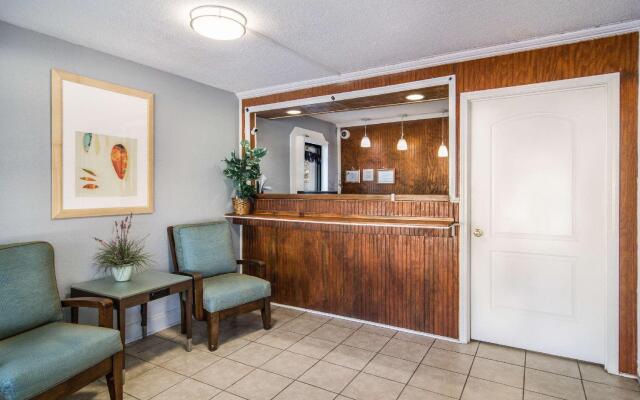 Suburban Studios Brunswick I-95