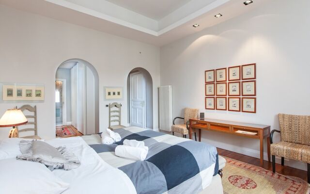 Lepanto Deluxe Penthouse