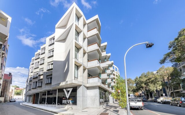 The Surry Apartments by Urban Rest