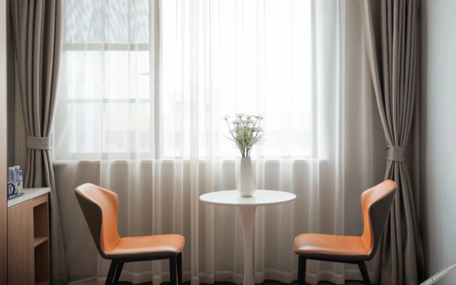 Miya Hotel ( Xiangyang Wuzhou International)