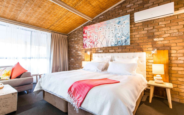 Farnham Court – Guest Rooms – Morwell