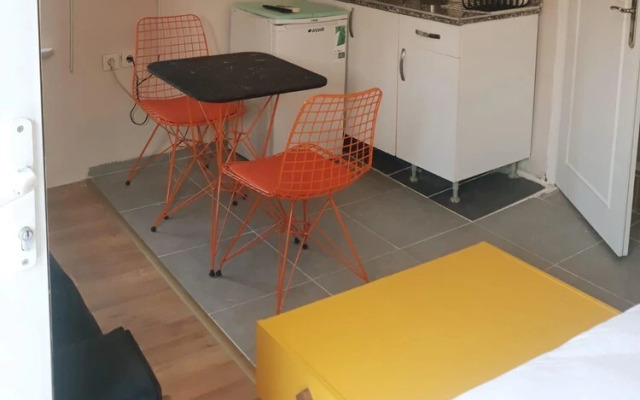 Taksim Nefti Residence