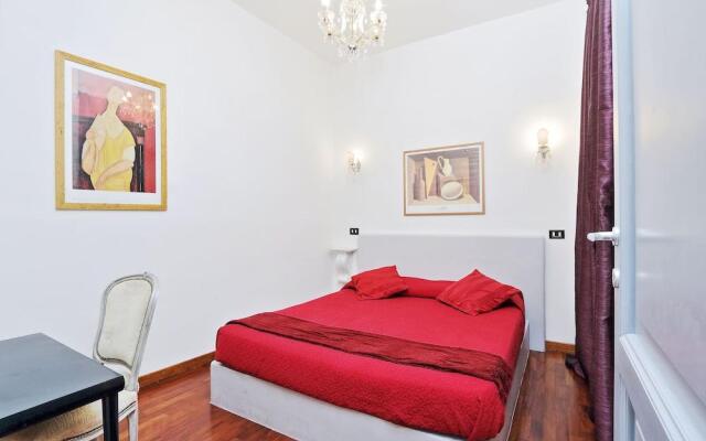 Spanish Steps Apartments