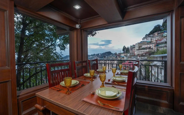 The West Gate Posada By Summit