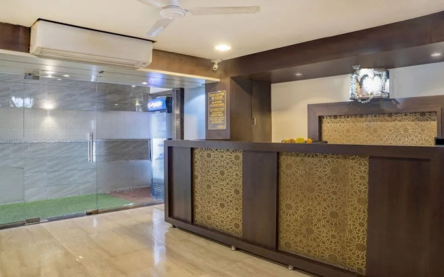 Everest Lodging By Treebo