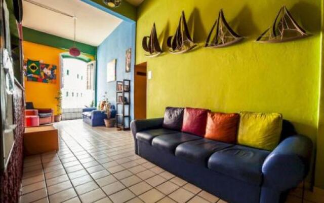 Hostel Cores Do Pelo