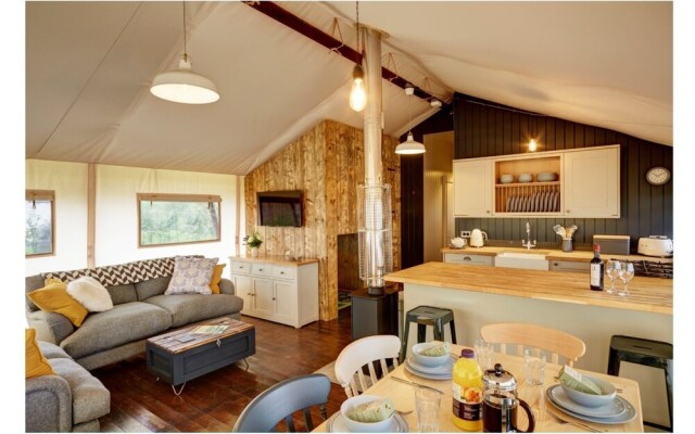 Love2stay Glamping Resort