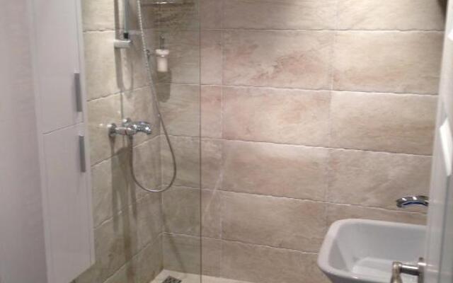 Apartment Antique Theatre