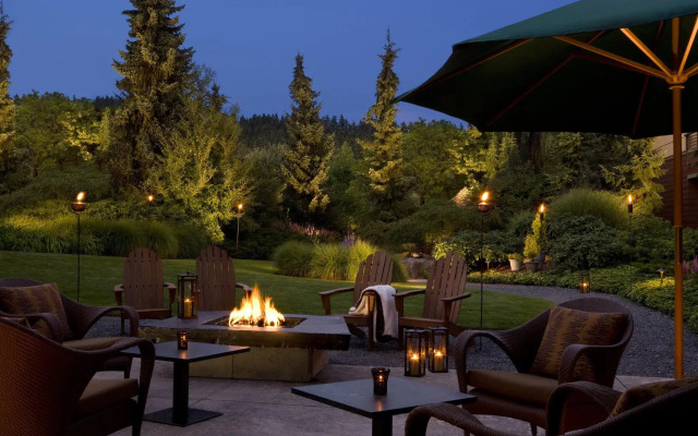 Willows Lodge