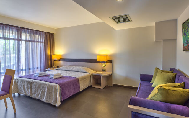 Porto Platanias Beach Resort & Spa