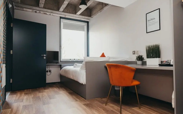 The Quarter by Warren Collection