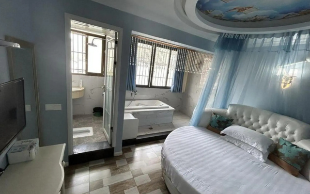Yijia Apartment