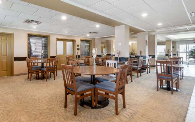 Best Western Rocky Mountain House Inn & Suites