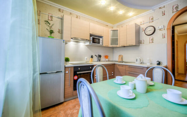 Apartments Five Stars near the Tractor Ice Arena