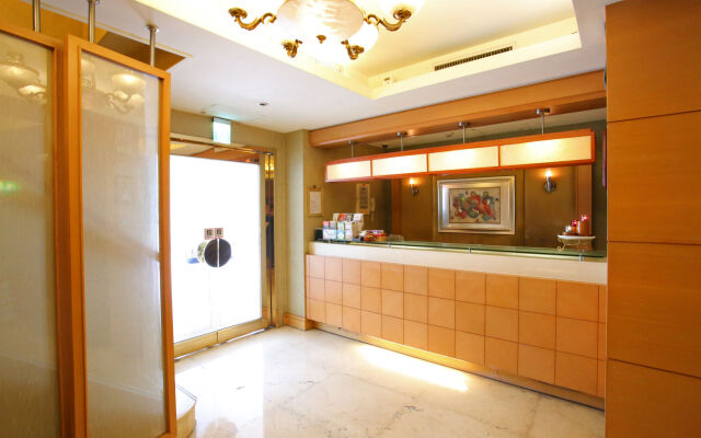 Elegance Hotel Taipei