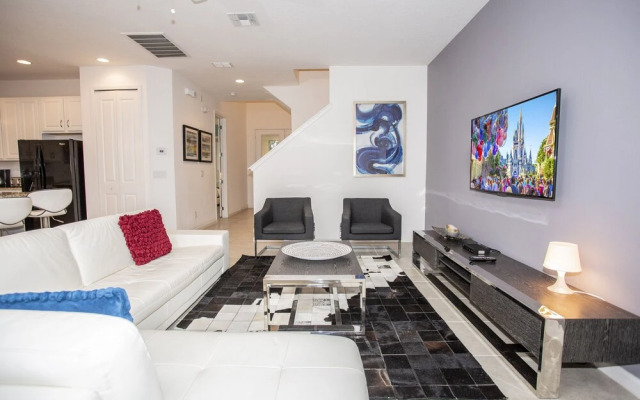 6BR Villa - 327 Marcello Blvd