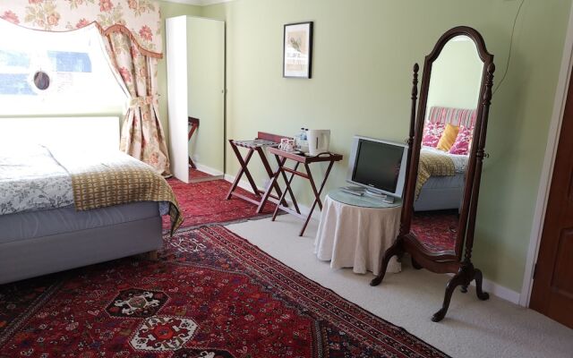 Upthedowns B&B