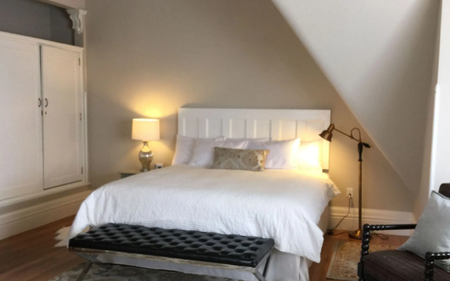 InnBuffalo off Elmwood