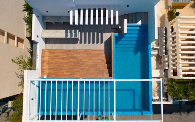 XKAA Ocean View Condos By Smart Rentals