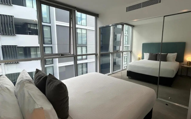 Trafalgar Lane Apartments by CLLIX