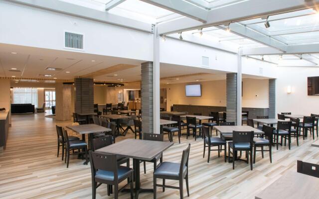 Best Western Inn & Suites