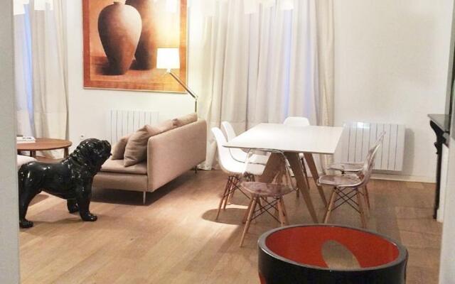 Appartement Standing Comédie