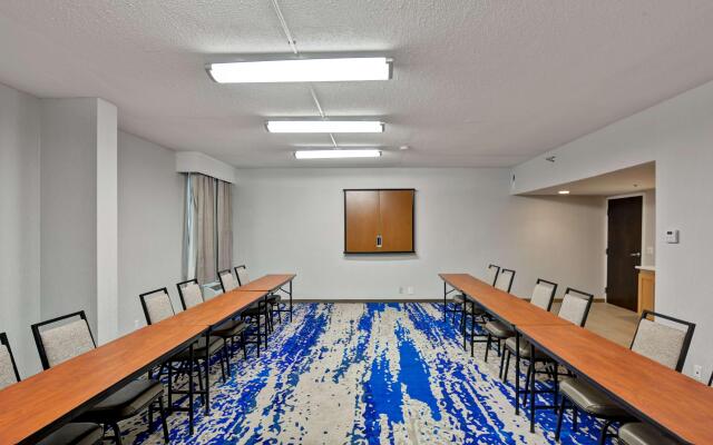 Hampton Inn State College