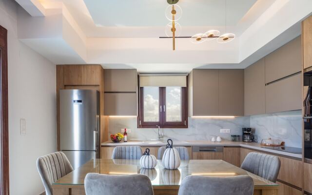 Villa Red Sunset by Estia