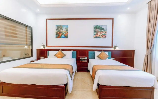 New Ha Long Hotel