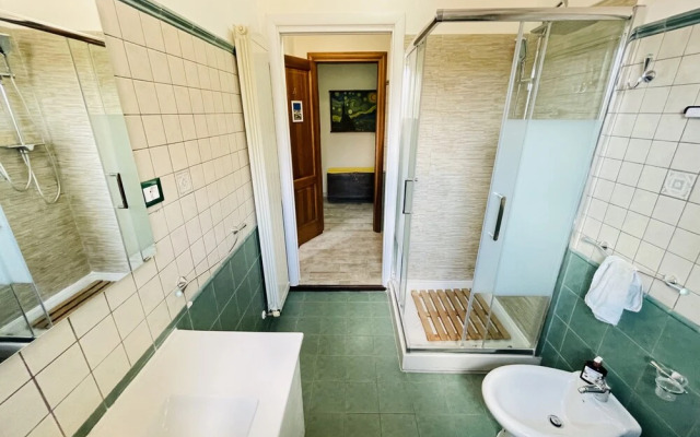 Captivating 5-bed Villa in Sulmona, A Place To Be!