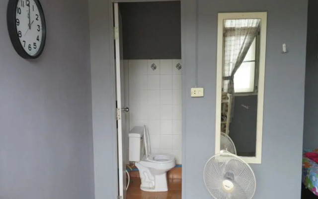 Same Same Guesthouse Bar & Restaurant