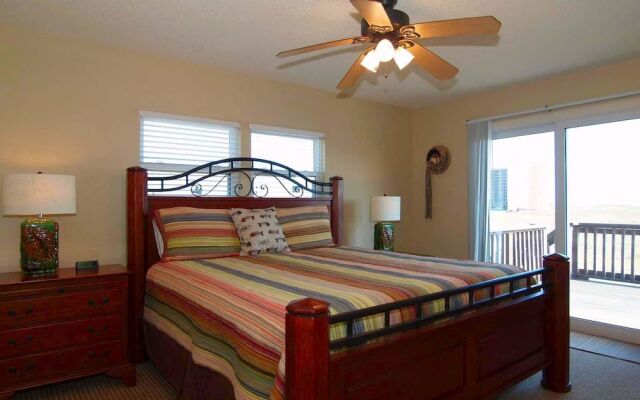 Pelican s Place LCV23