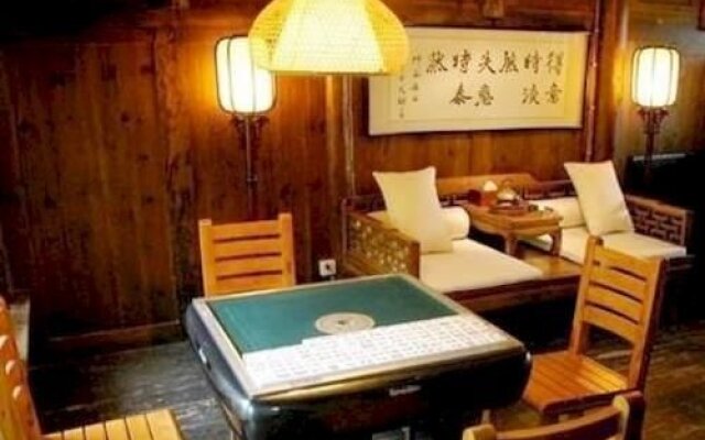 Emeishan Ziranxing Dujiabieyuan Hotel