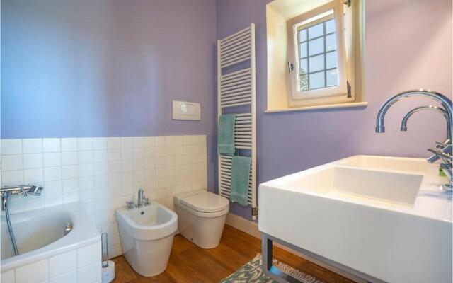 Stunning Home in Impruneta With 3 Bedrooms and Wifi