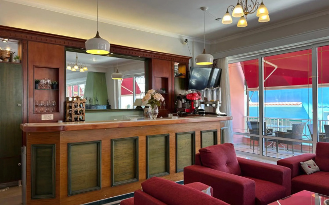 Brati Beach Hotel
