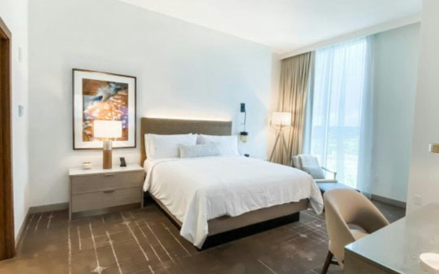Omni Viking Lakes Hotel