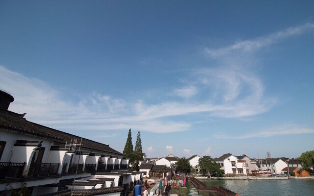 Zhouzhuang Nanhu Inn