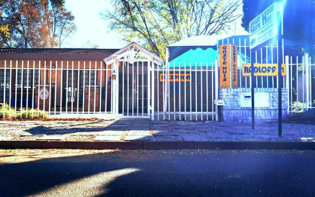 Die Gastehuis/The Guesthouse