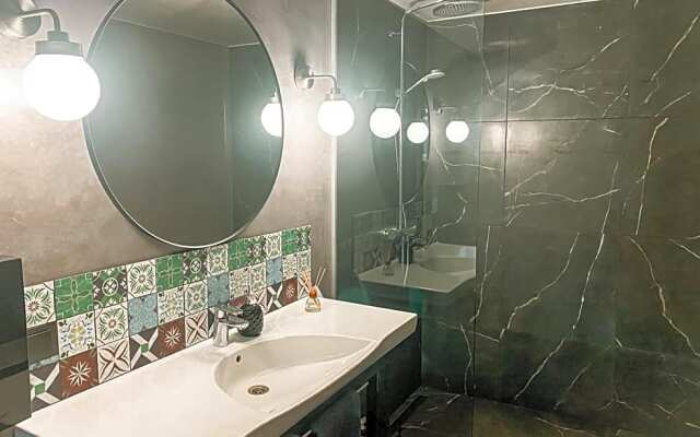 Saarj¿e puhkemaja tuba koos hommikus¿¿giga