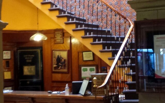 Hotel Posada Santa Fe