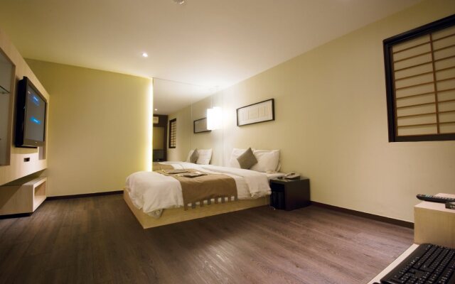 Hotel INK