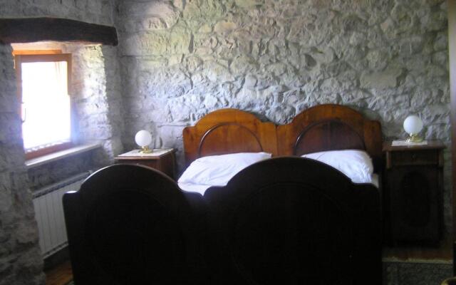 Guesthouse Domacija Sajna