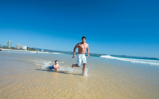 Kirra Beach Apartments